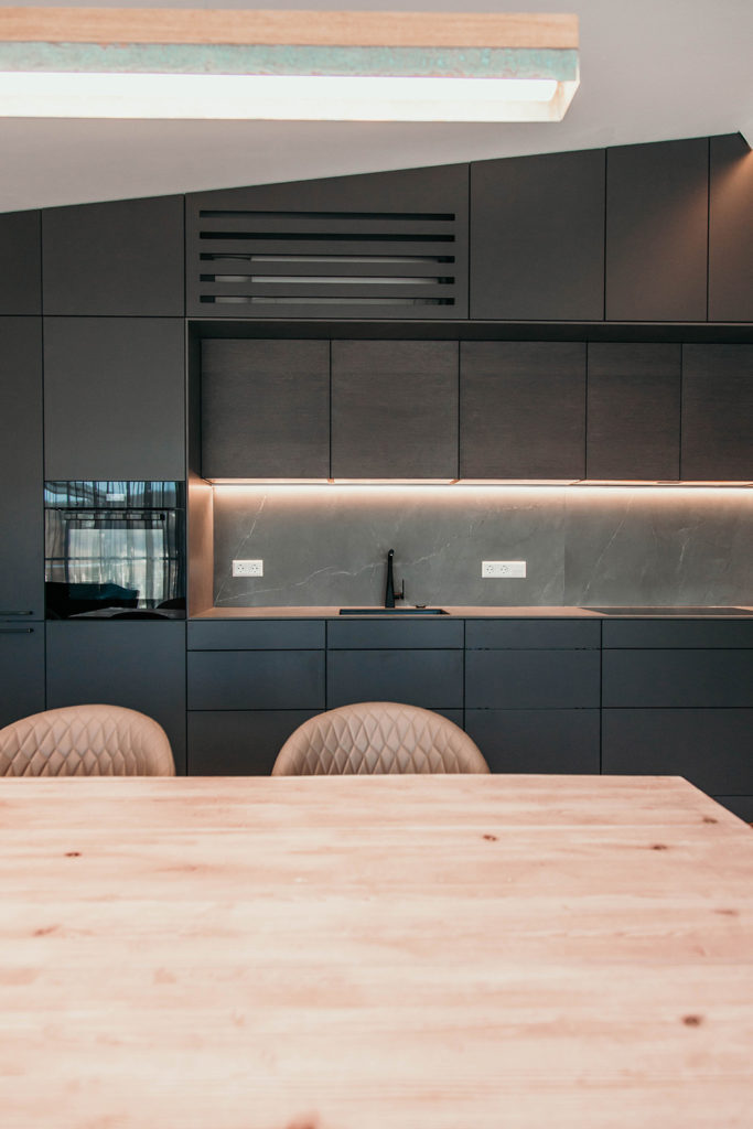Penthouse Wohnung Velden: Planung, Design und Einrichtung