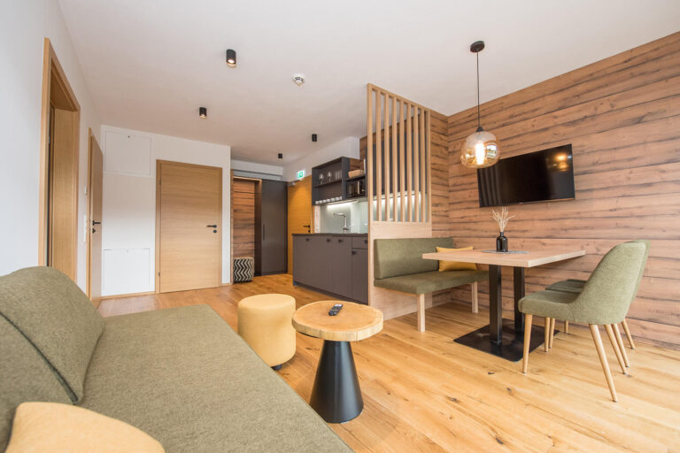 Hotel_Gruber_Referenz_Faustmann_Moebelmanufaktur_09"